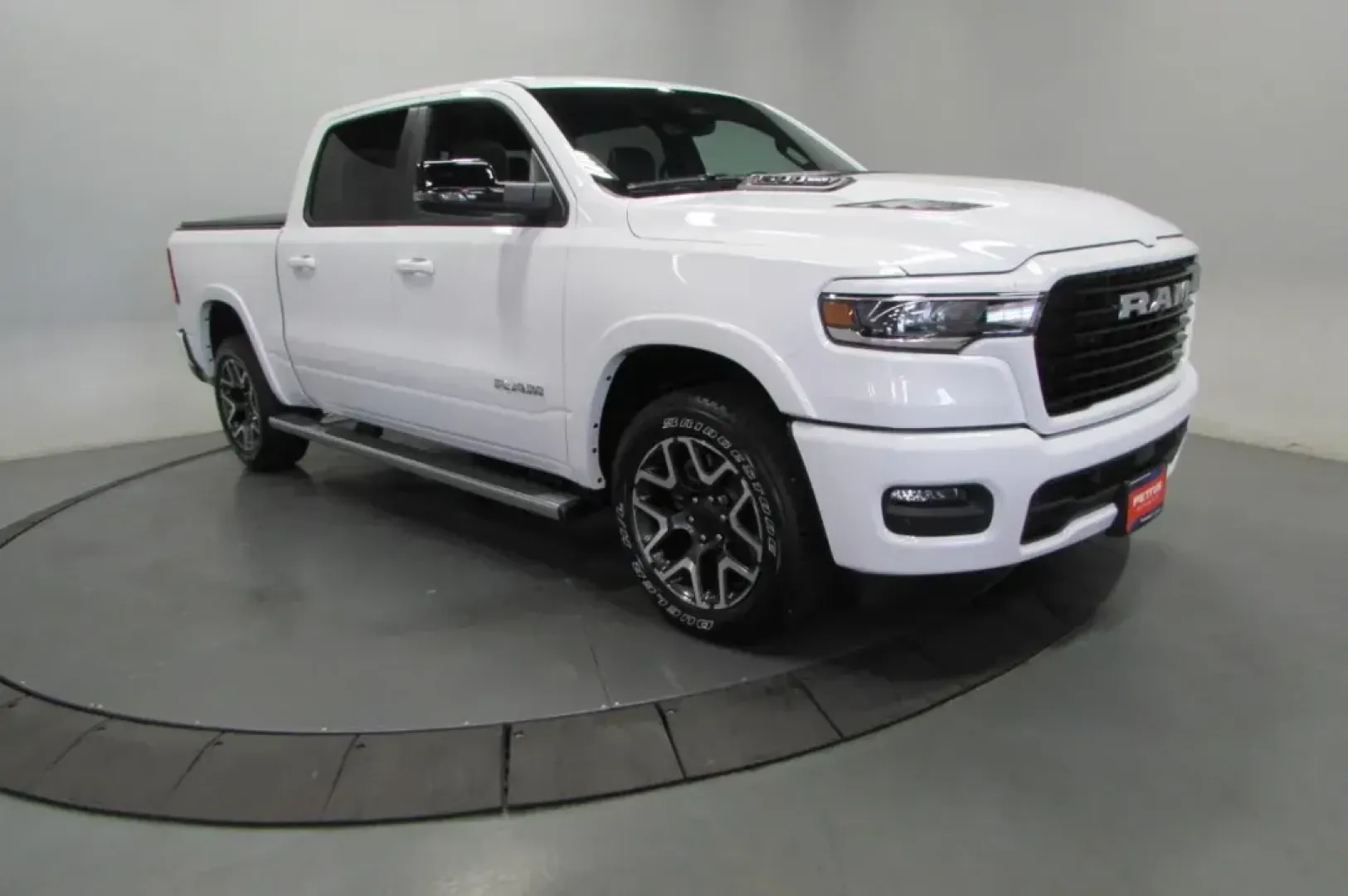 2025 Ram 1500 Laramie (1C6SRFJP8SN) with an Other engine, Automatic transmission, located at 12830 Highway 21, De Soto, MO, 63020, (636) 337-7777, 38.153099, -90.573624 - ### Discover Your Next Adventure with the 2025 Ram 1500 Laramie at Pettus CDJR DeSoto!<br /> <br /> If you're seeking a truck that effortlessly blends power, comfort, and style, look no further than this stunning **2025 Ram 1500 Laramie** at **Pettus CDJR DeSoto**. With an ultra-low mileage of just - Photo#29