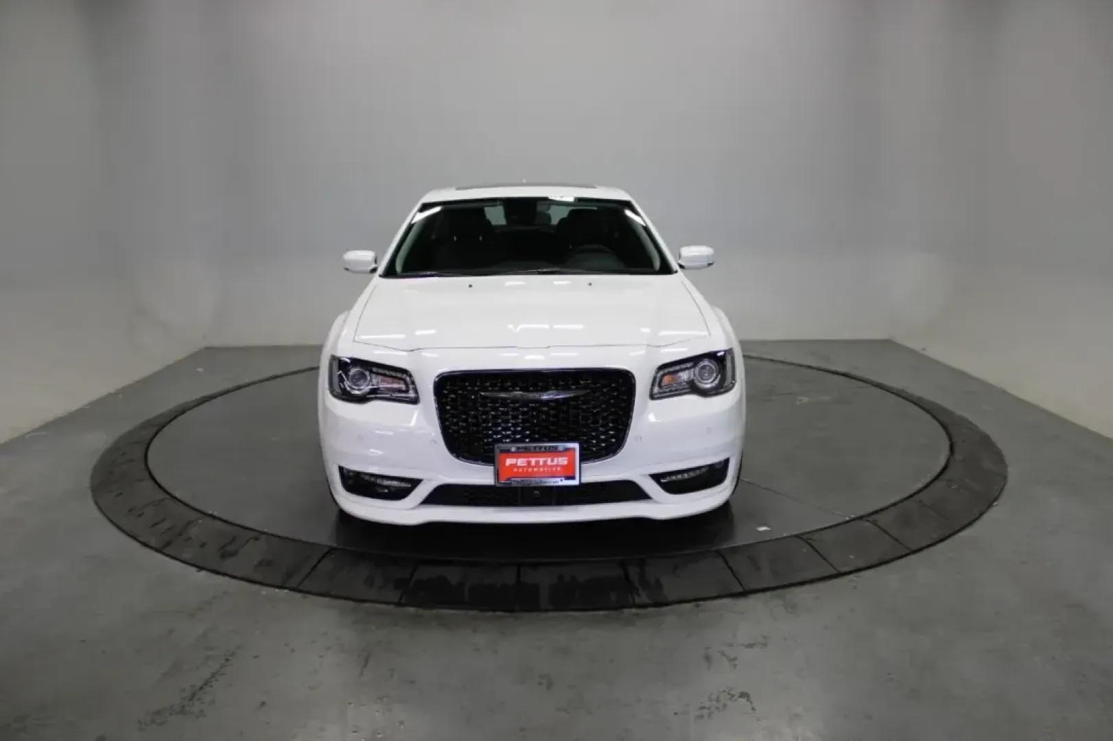 2023 Chrysler 300 Touring L (2C3CCADG1PH) with an Other engine, Automatic transmission, located at 12830 Highway 21, De Soto, MO, 63020, (636) 337-7777, 38.153099, -90.573624 - **Unleash Luxury and Comfort with the 2023 Chrysler 300 Touring L Perfect for Every Drive!**<br /> <br /> Are you in search of a vehicle that combines luxury, comfort, and modern technology? Look no further than the stunning **2023 Chrysler 300 Touring L**, available now at **Pettus CDJR DeSoto**, - Photo#0