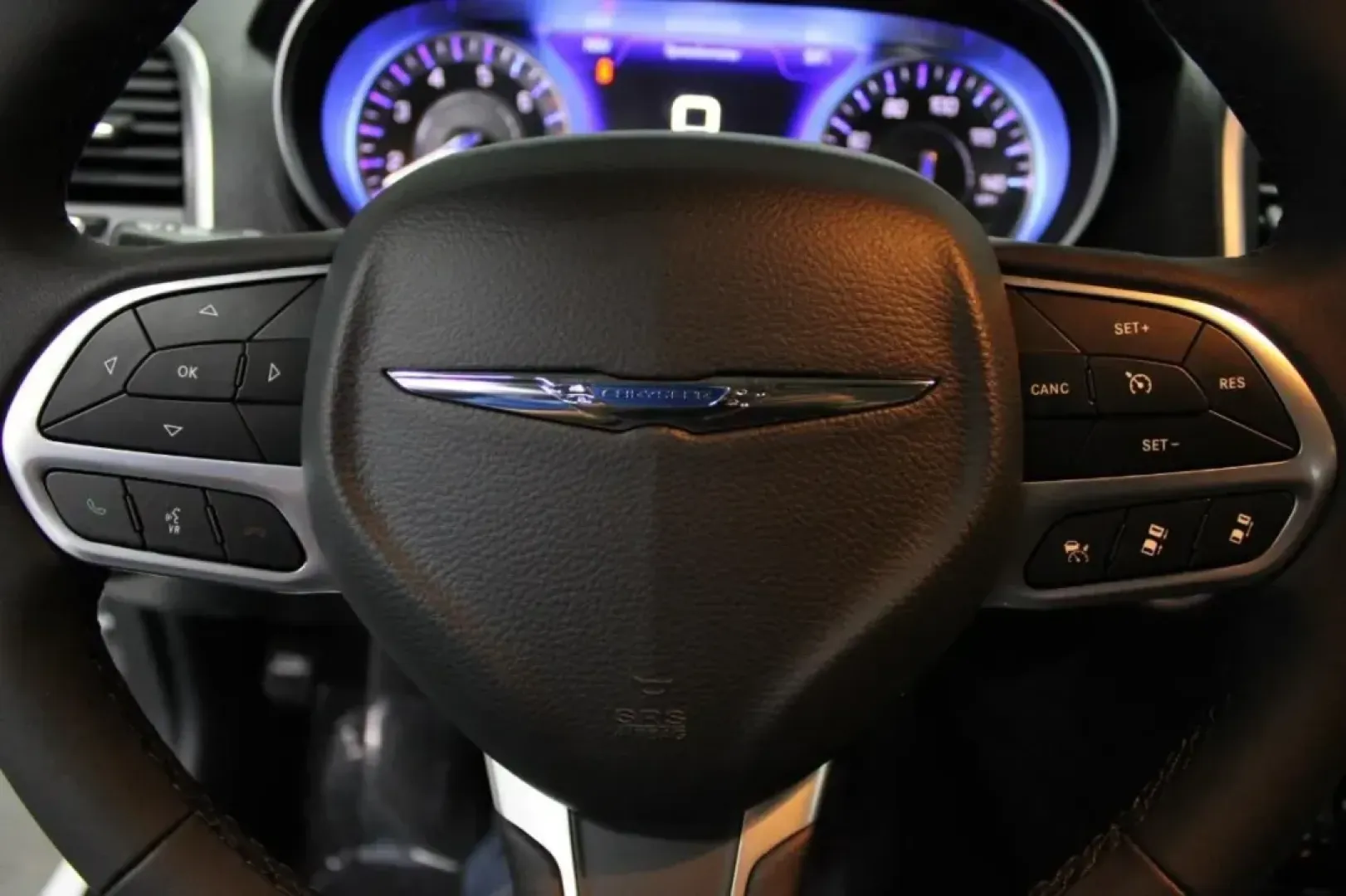 2023 Chrysler 300 Touring L (2C3CCADG1PH) with an Other engine, Automatic transmission, located at 12830 Highway 21, De Soto, MO, 63020, (636) 337-7777, 38.153099, -90.573624 - **Unleash Luxury and Comfort with the 2023 Chrysler 300 Touring L Perfect for Every Drive!**<br /> <br /> Are you in search of a vehicle that combines luxury, comfort, and modern technology? Look no further than the stunning **2023 Chrysler 300 Touring L**, available now at **Pettus CDJR DeSoto**, - Photo#8