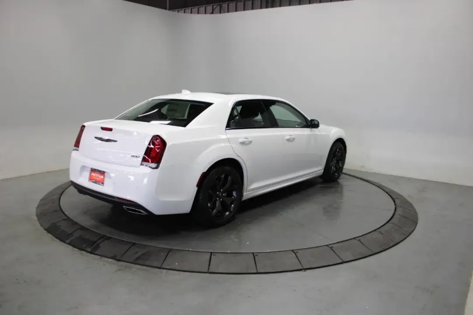 2023 Chrysler 300 Touring (2C3CCADG1PH) with an Other engine, Automatic transmission, located at 12830 Highway 21, De Soto, MO, 63020, (636) 337-7777, 38.153099, -90.573624 - **Unleash Luxury and Comfort with the 2023 Chrysler 300 Touring L Perfect for Every Drive!**<br /> <br /> Are you in search of a vehicle that combines luxury, comfort, and modern technology? Look no further than the stunning **2023 Chrysler 300 Touring L**, available now at **Pettus CDJR DeSoto**, - Photo#4