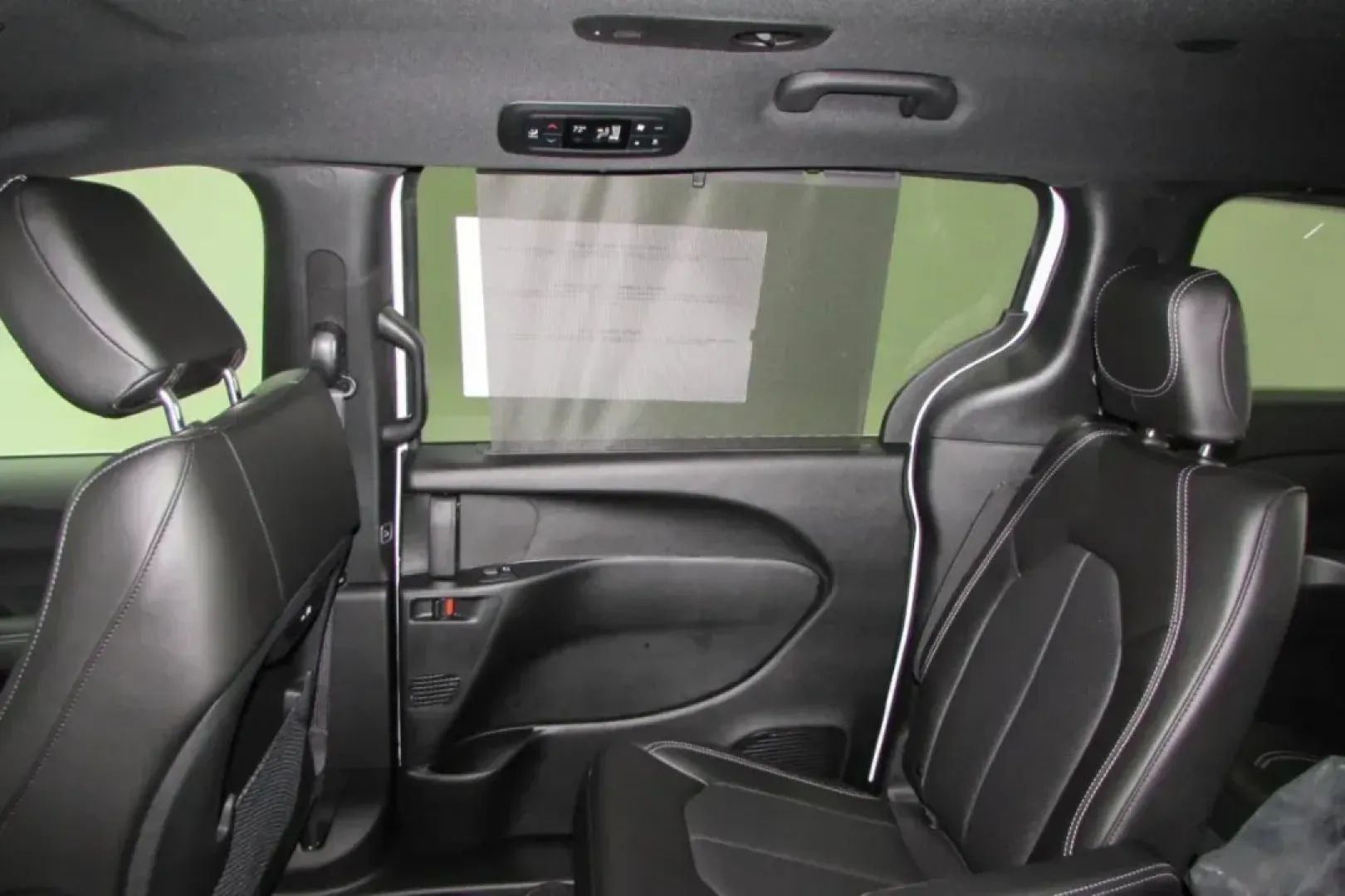 2025 /Black Leather Chrysler Pacifica Select (2C4RC1BG1SR) with an Other engine, Automatic transmission, located at 12830 Highway 21, De Soto, MO, 63020, (636) 337-7777, 38.153099, -90.573624 - **Discover the Ultimate Family Companion: 2025 Chrysler Pacifica at Pettus CDJR DeSoto!**<br /> <br /> Are you searching for the perfect vehicle that caters to your family's every need? Look no further than the 2025 Chrysler Pacifica, available now at Pettus CDJR DeSoto, your trusted used car dealer - Photo#22