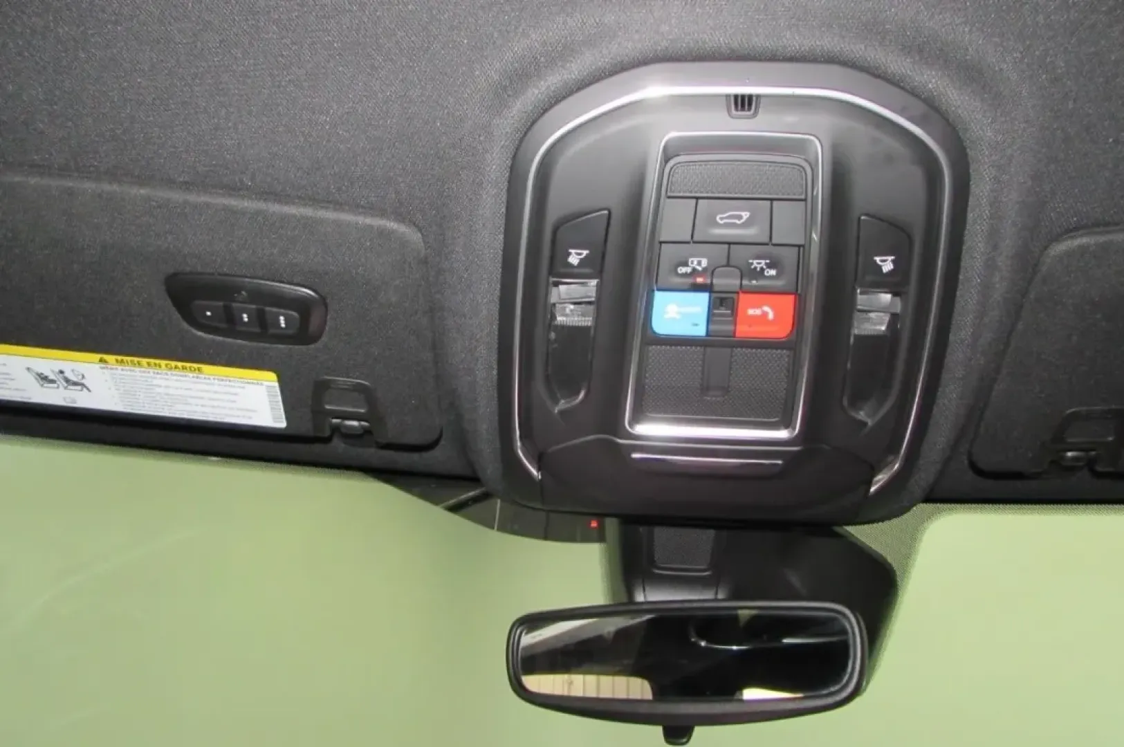 2024 /Global Black Jeep Grand Cherokee Limited (1C4RJKBG1R8) with an Other engine, located at 12830 Highway 21, De Soto, MO, 63020, (636) 337-7777, 38.153099, -90.573624 - ### Discover Your Next Adventure with the 2024 Jeep Grand Cherokee Limited!<br /> <br /> Are you ready to elevate your driving experience? Whether you're planning a family road trip or navigating daily commutes, the 2024 Jeep Grand Cherokee Limited is designed to meet your lifestyle needs. This vers - Photo#9