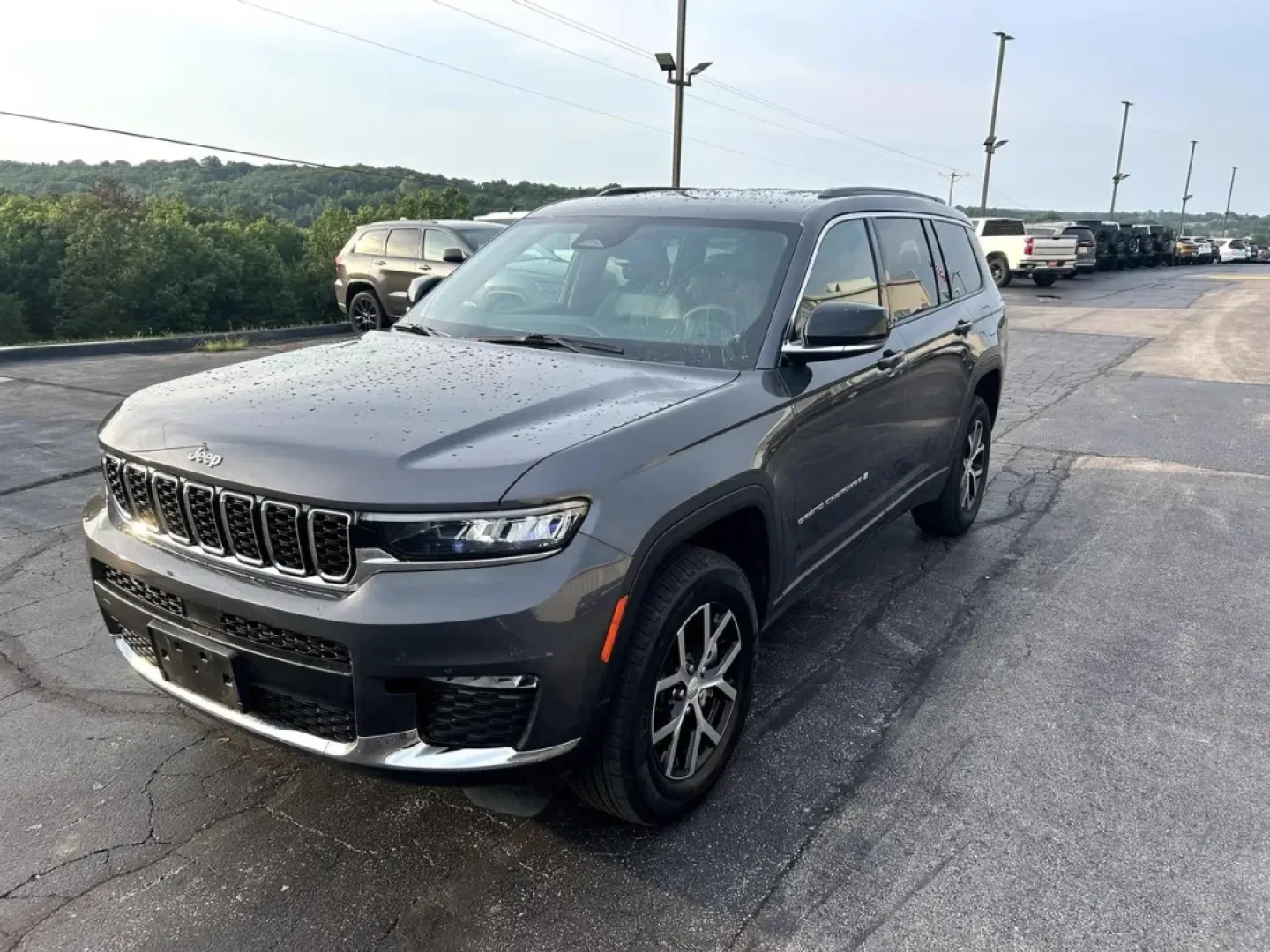 2024 /Global Black Jeep Grand Cherokee Limited (1C4RJKBG1R8) with an Other engine, located at 12830 Highway 21, De Soto, MO, 63020, (636) 337-7777, 38.153099, -90.573624 - ### Discover Your Next Adventure with the 2024 Jeep Grand Cherokee Limited!<br /> <br /> Are you ready to elevate your driving experience? Whether you're planning a family road trip or navigating daily commutes, the 2024 Jeep Grand Cherokee Limited is designed to meet your lifestyle needs. This vers - Photo#23