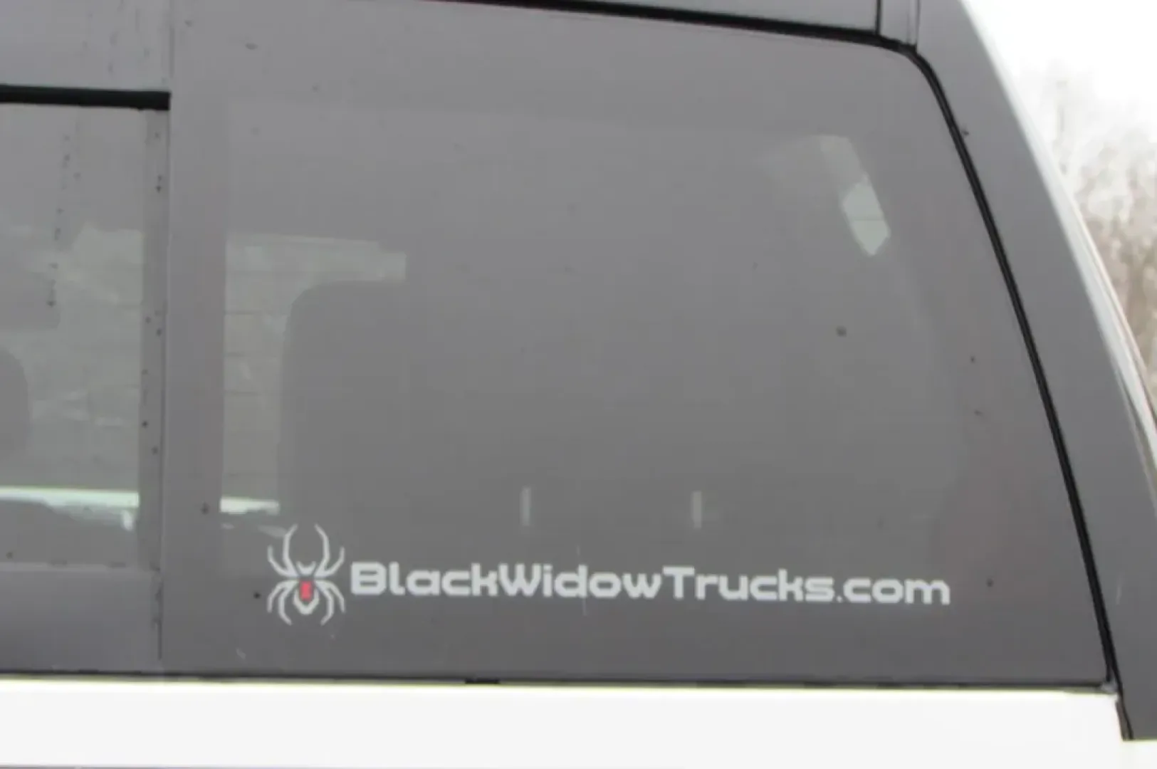2024 /Black Leather Ram 3500 Laramie (3C63R3EL5RG) with an Other engine, located at 12830 Highway 21, De Soto, MO, 63020, (636) 337-7777, 38.153099, -90.573624 - **Discover Adventure with the 2024 Ram 3500 Laramie at Pettus CDJR DeSoto!** <br /> <br /> If you're looking for a reliable truck that can handle your demanding lifestyle, look no further than the impressive 2024 Ram 3500 Laramie available now at Pettus CDJR DeSoto. Whether you're a weekend warrior - Photo#10