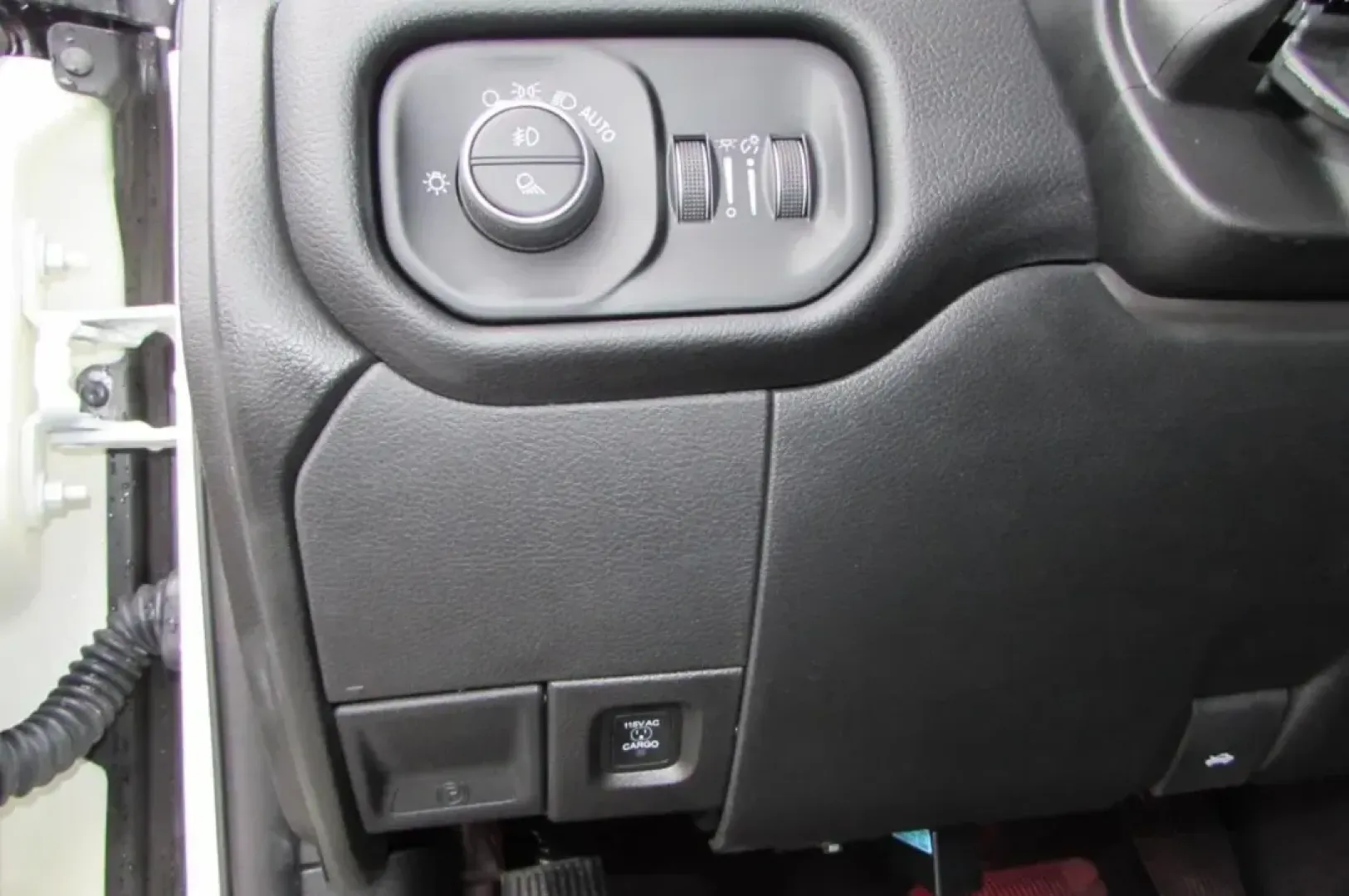 2024 /Black Leather Ram 3500 Laramie (3C63R3EL5RG) with an Other engine, located at 12830 Highway 21, De Soto, MO, 63020, (636) 337-7777, 38.153099, -90.573624 - **Discover Adventure with the 2024 Ram 3500 Laramie at Pettus CDJR DeSoto!** <br /> <br /> If you're looking for a reliable truck that can handle your demanding lifestyle, look no further than the impressive 2024 Ram 3500 Laramie available now at Pettus CDJR DeSoto. Whether you're a weekend warrior - Photo#15