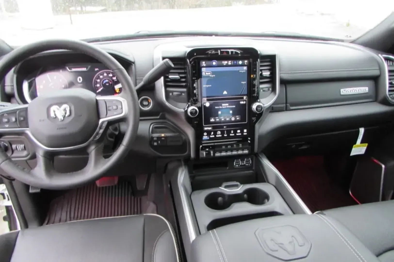 2024 /Black Leather Ram 3500 Laramie (3C63R3EL5RG) with an Other engine, located at 12830 Highway 21, De Soto, MO, 63020, (636) 337-7777, 38.153099, -90.573624 - **Discover Adventure with the 2024 Ram 3500 Laramie at Pettus CDJR DeSoto!** <br /> <br /> If you're looking for a reliable truck that can handle your demanding lifestyle, look no further than the impressive 2024 Ram 3500 Laramie available now at Pettus CDJR DeSoto. Whether you're a weekend warrior - Photo#26