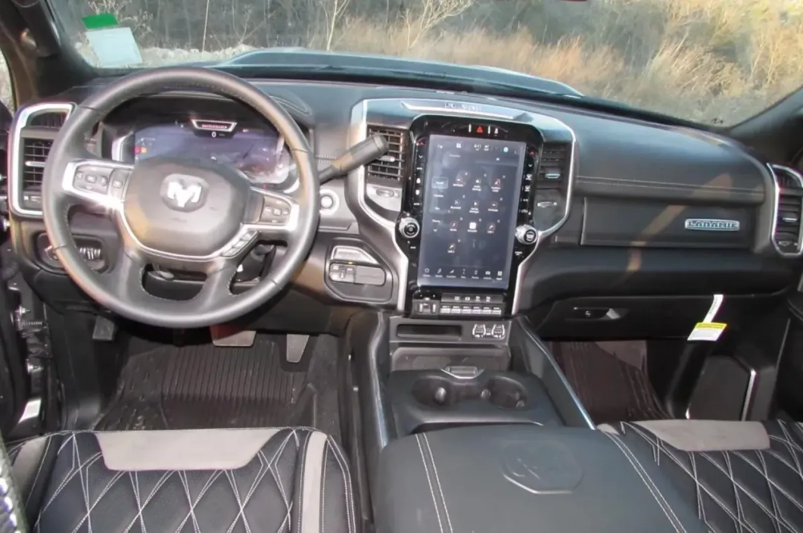 2024 /Black Leather Ram 3500 Laramie (3C63R3EL9RG) with an Other engine, located at 12830 Highway 21, De Soto, MO, 63020, (636) 337-7777, 38.153099, -90.573624 - **Unleash Your Adventurous Spirit with the 2024 Ram 3500 Laramie The Ultimate Truck for Every Journey!**<br /> <br /> Are you ready to elevate your driving experience? The 2024 Ram 3500 Laramie is designed for those who crave power, comfort, and versatility. Whether you're hauling heavy loads for w - Photo#26